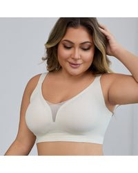 Plus-size wire-free semi-fixed push-up bra