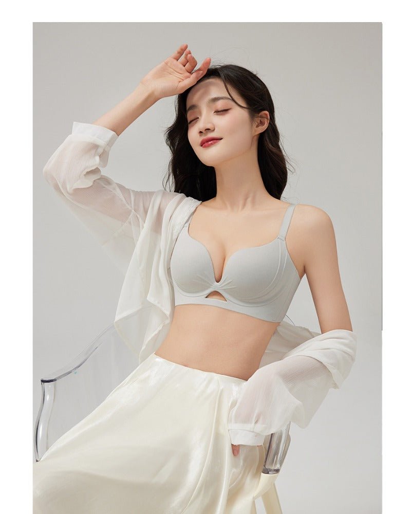 Wire-free push-up lift and seamless bra