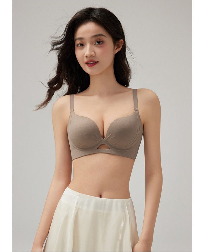 Wire-free push-up lift and seamless bra