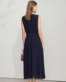 Elegant Sleeveless Round Neck Slim-Fit Dress