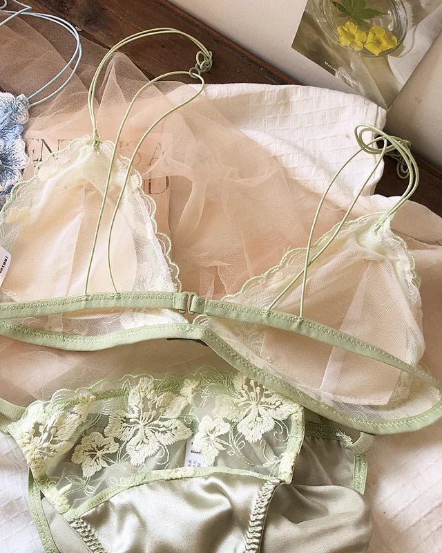 Ultra-Thin Lace Floral Embroidered Bra Set