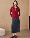 Soft-melange cashmere pullover featuring a double-fold stand collar and body-skimming fit—ideal cold-weather base for office or weekend wear.