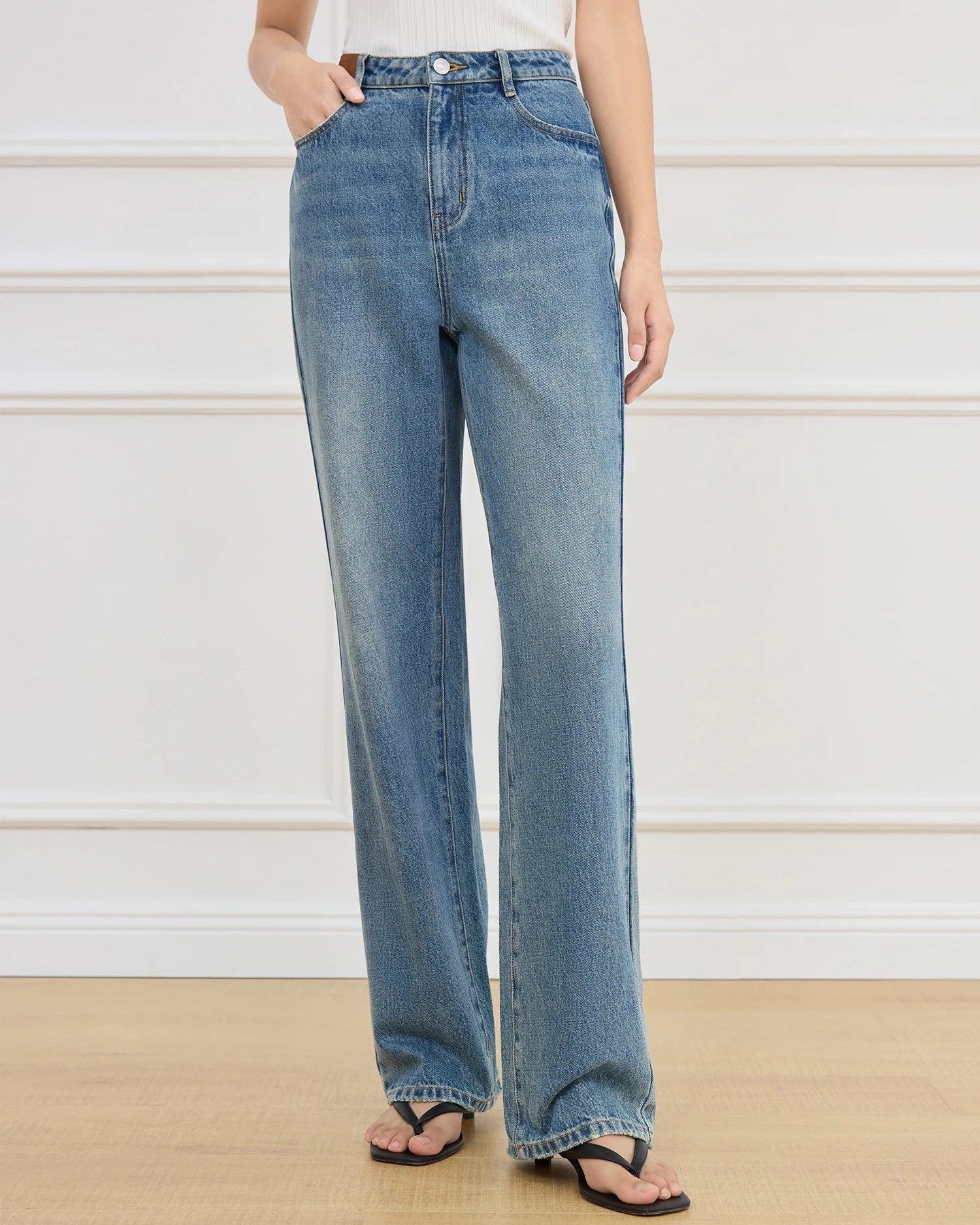 Casual And Stylish High-Waisted Long Jeans