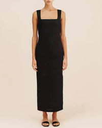 Women’s cotton-linen square-neck long dress with wide straps and back split—breezy summer staple for beach walks, farmers' markets or sunset dinners.