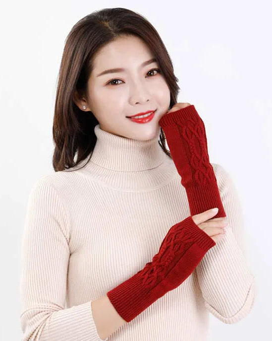 Cable Knit Fingerless Gloves