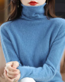  Women’s pure mink-cashmere turtleneck pullover with relaxed long sleeves and ribbed cuffs—feather-soft warmth for icy office commutes, weekend cabin escapes or fireside lounging.