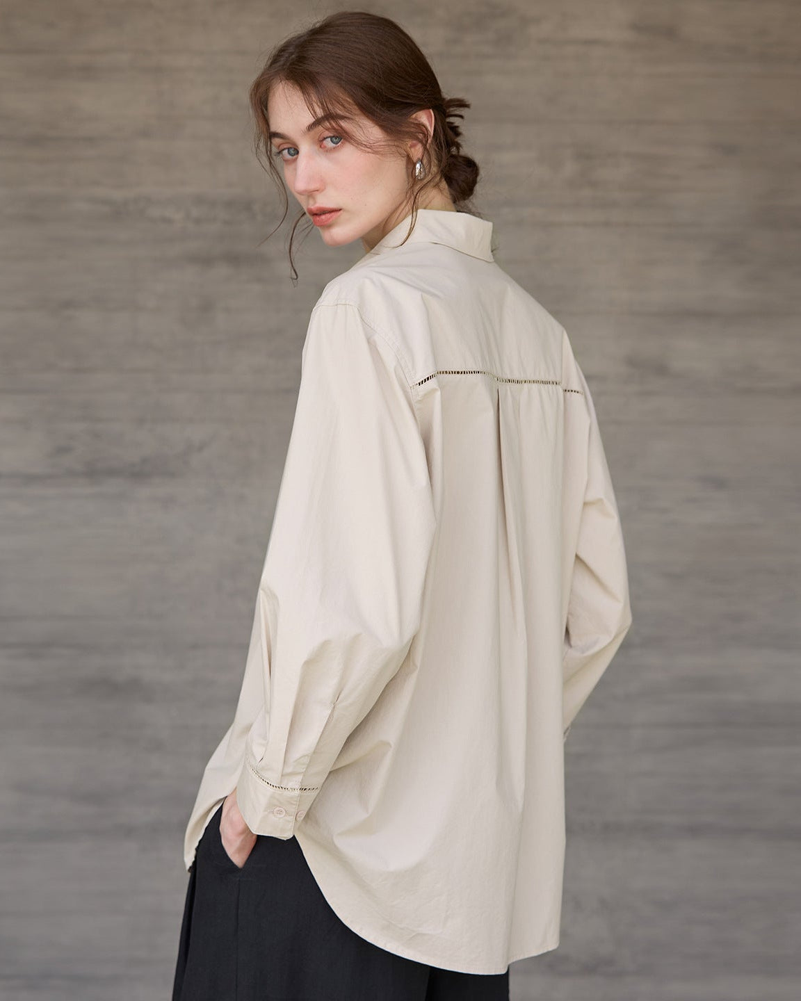 Loose-Fitting Collared Cotton Shirt