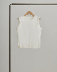 Round Neck Sleeveless Pullover Vest