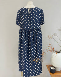 Loose-Fitting Short-Sleeve Silk Dress