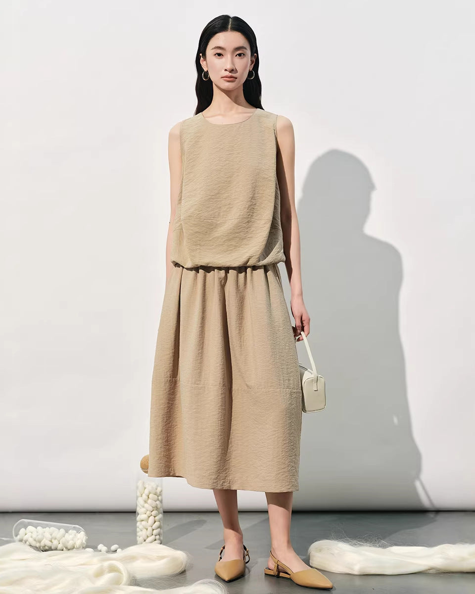 Sleeveless Loose-Fit Crew Neck Tank Top
