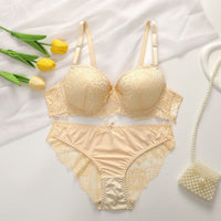 Comfortable Gathering Adjustment Lace Underwear Set