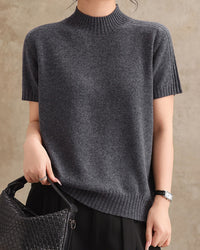 Fashionable Loose Short-Sleeved Knitwear