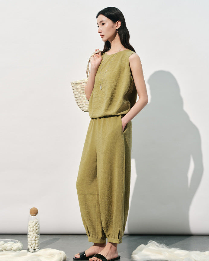 Sleeveless Loose-Fit Crew Neck Tank Top