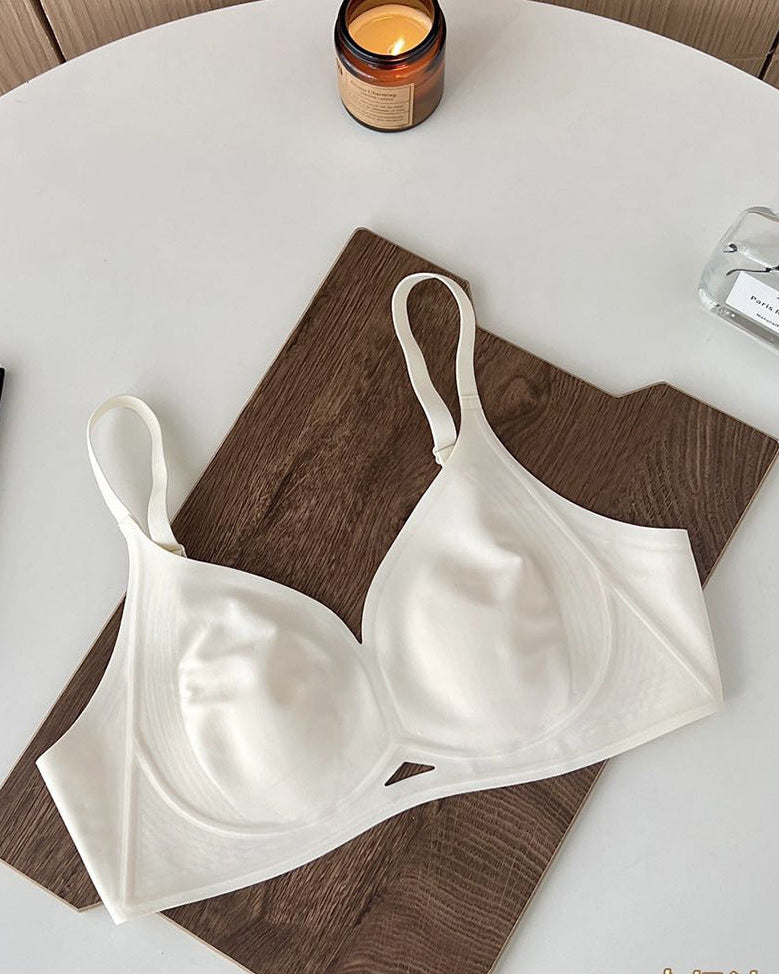 Cutout Detail Seamless Wireless Bra