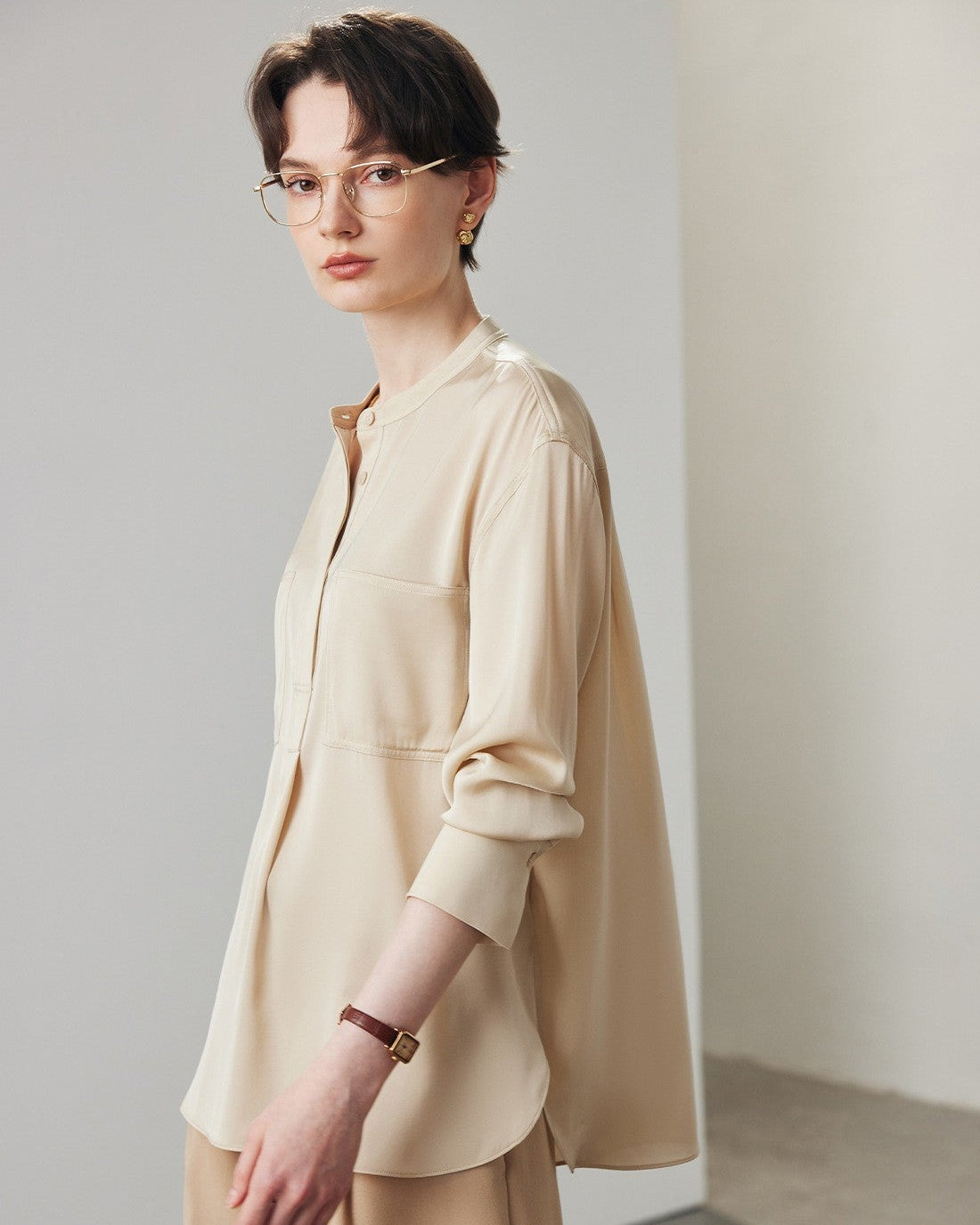 Loose-Fit Long-Sleeve Silk Shirt With Stand Collar