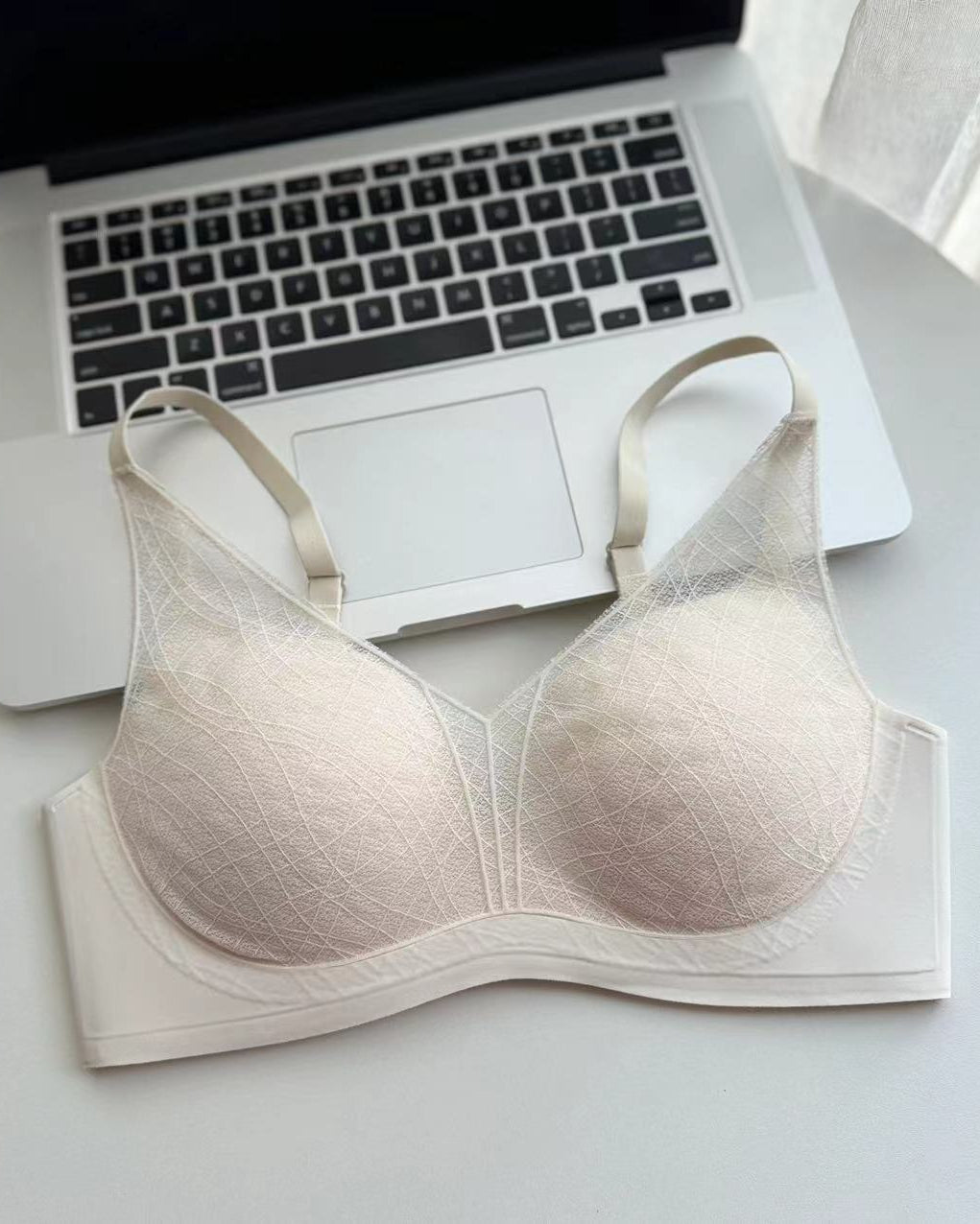 Comfortable And Breathable Adjustable Bra