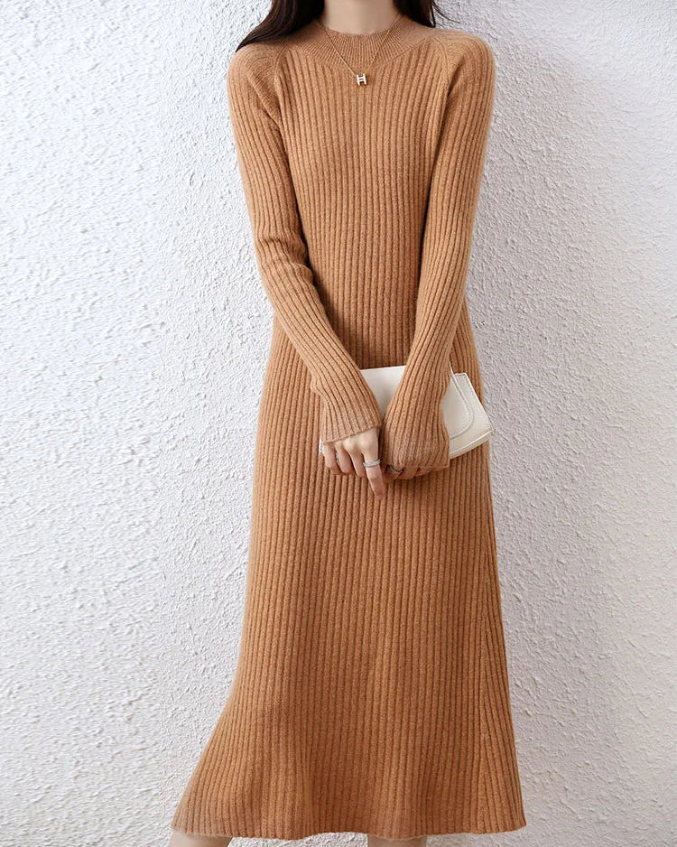 Ribbed merino wool midi dress for women with allover vertical ribbing, crewneck, long sleeves and a stretch-knit silhouette, a warm fall-winter dress for work to evening.