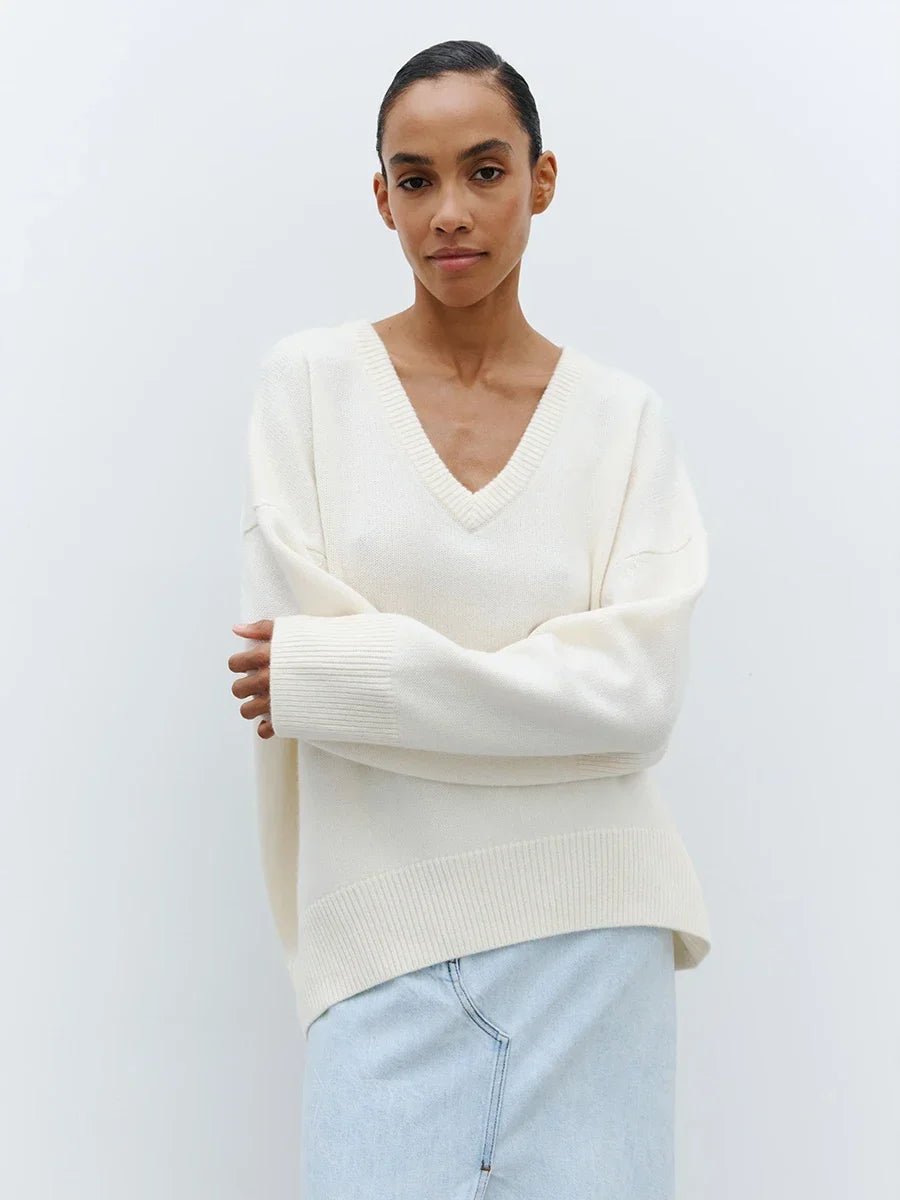 Oversized V-neck Versatile Sweater