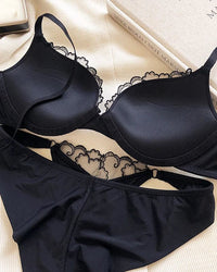 Romantic Lace Comfortable Sexy Push-Up Bra Set