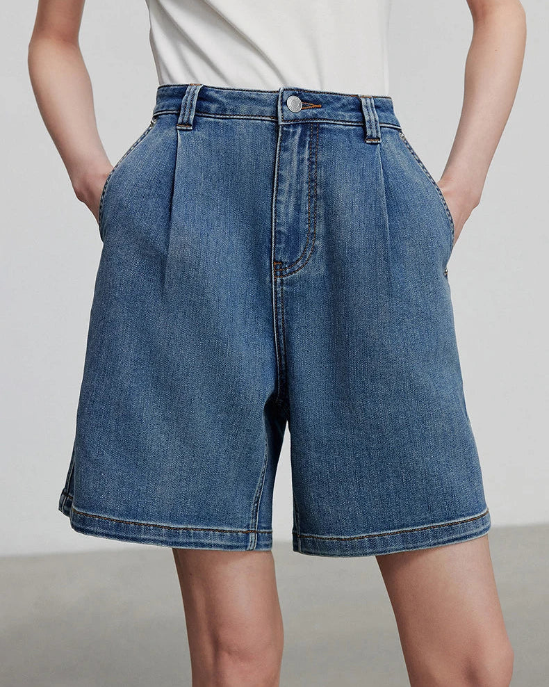 Women's Denim wide-leg denim shorts featuring a low waist and zipper fly, crafted from soft cotton blend with slight stretch for retro comfort and relaxed style from air-conditioned malls to resort poolside outings.