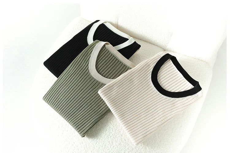 Round Neck Slim Fit Sleeveless Knit Top