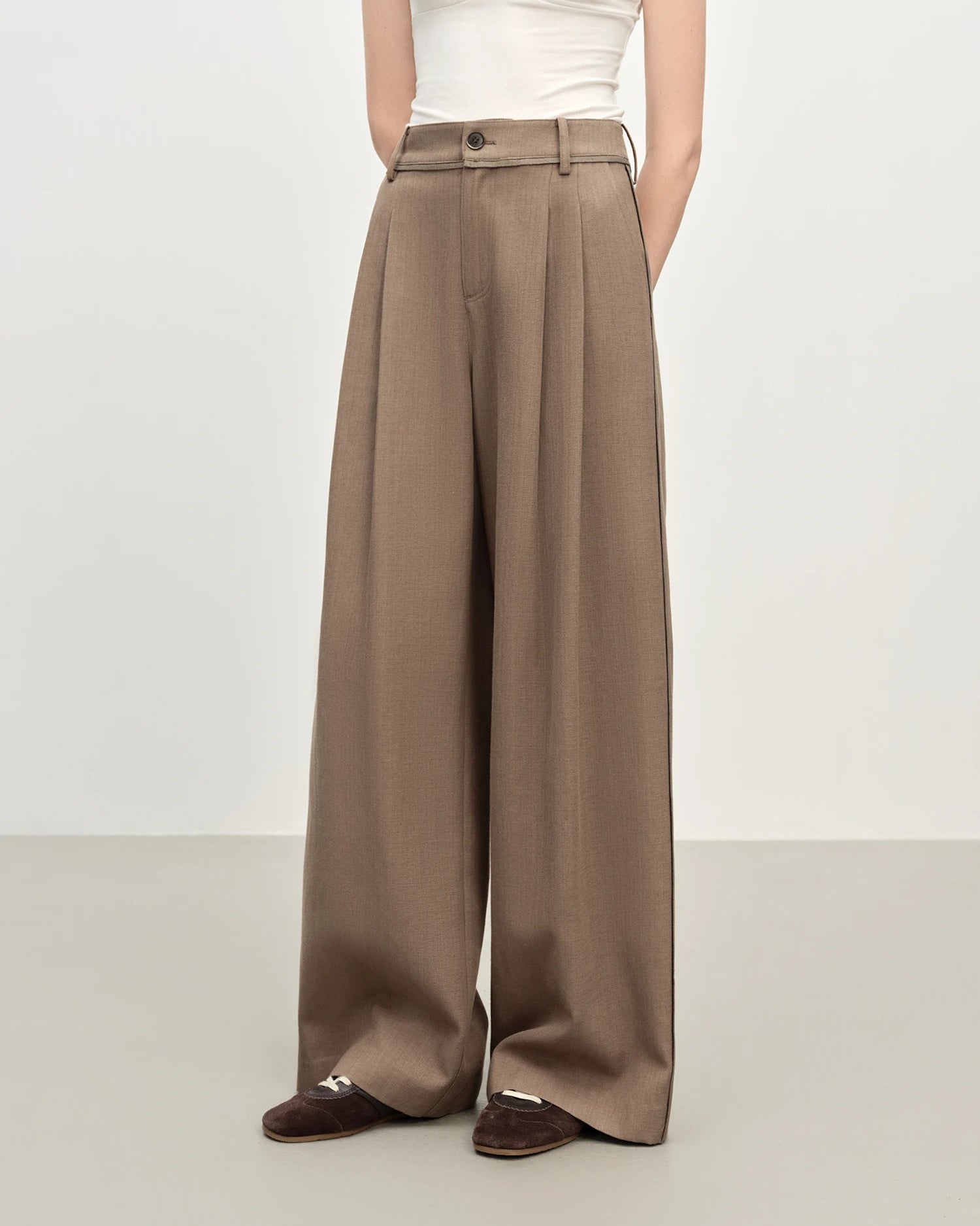 Retro Loose-Fitting Pleated Wide-Leg Casual Pants
