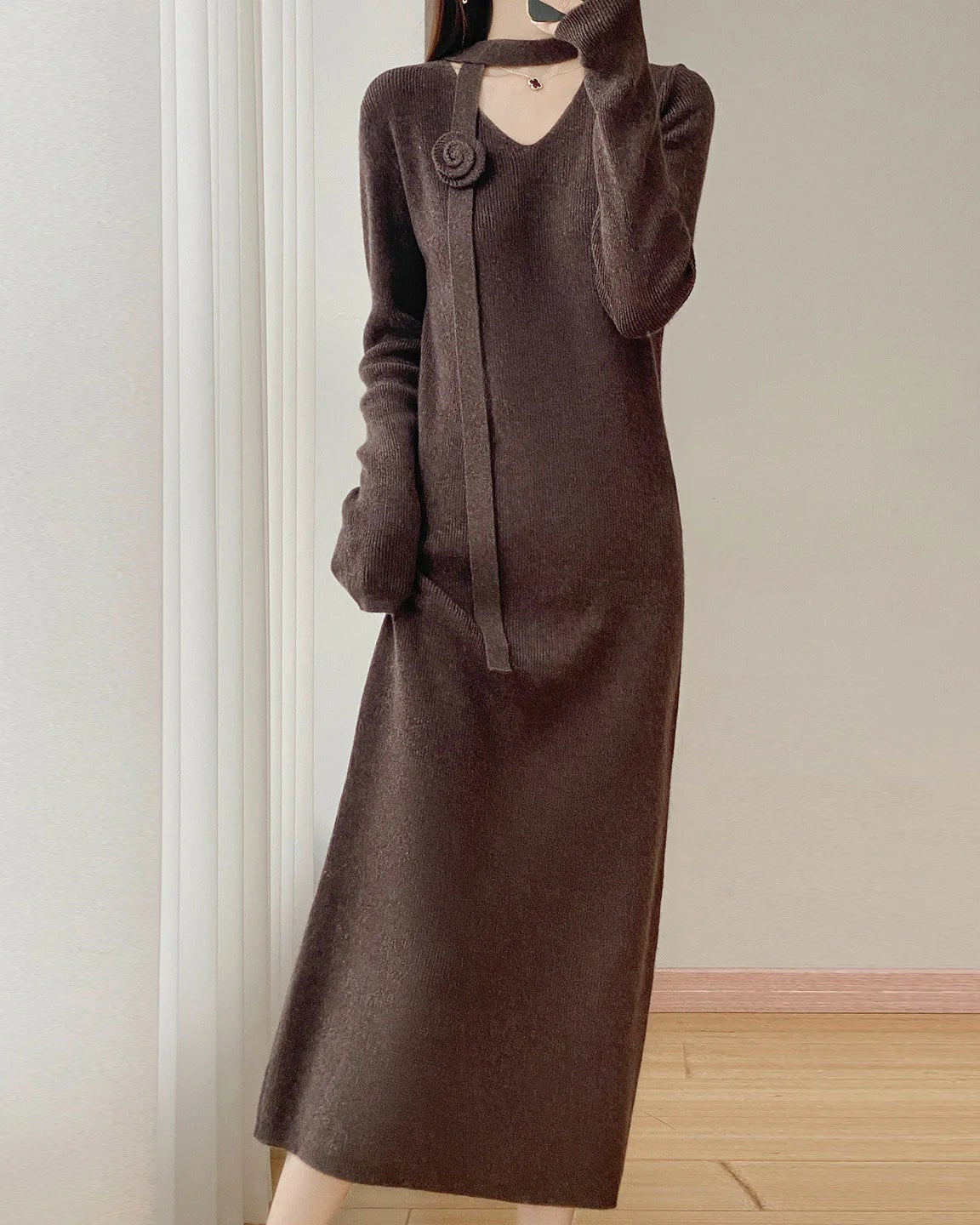 Elegant Long Sleeve Knit Dress