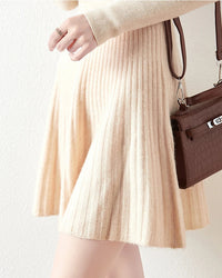Wool Knitted Fashionable Solid-Color Short Skirt