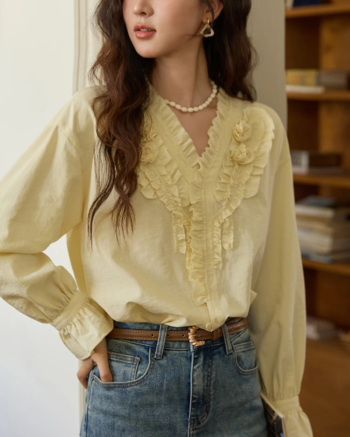 Light yellow / S