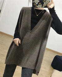 Relaxed V-Neck Knit Sweater Vest