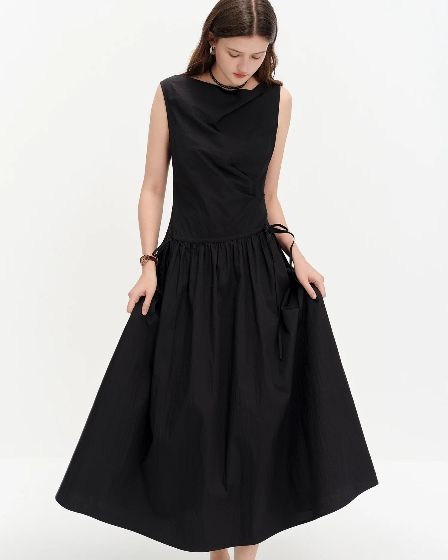 one-shoulder asymmetric midi dress. Breathable cotton-blend knit, A-line silhouette, ankle length. Perfect for summer styling.