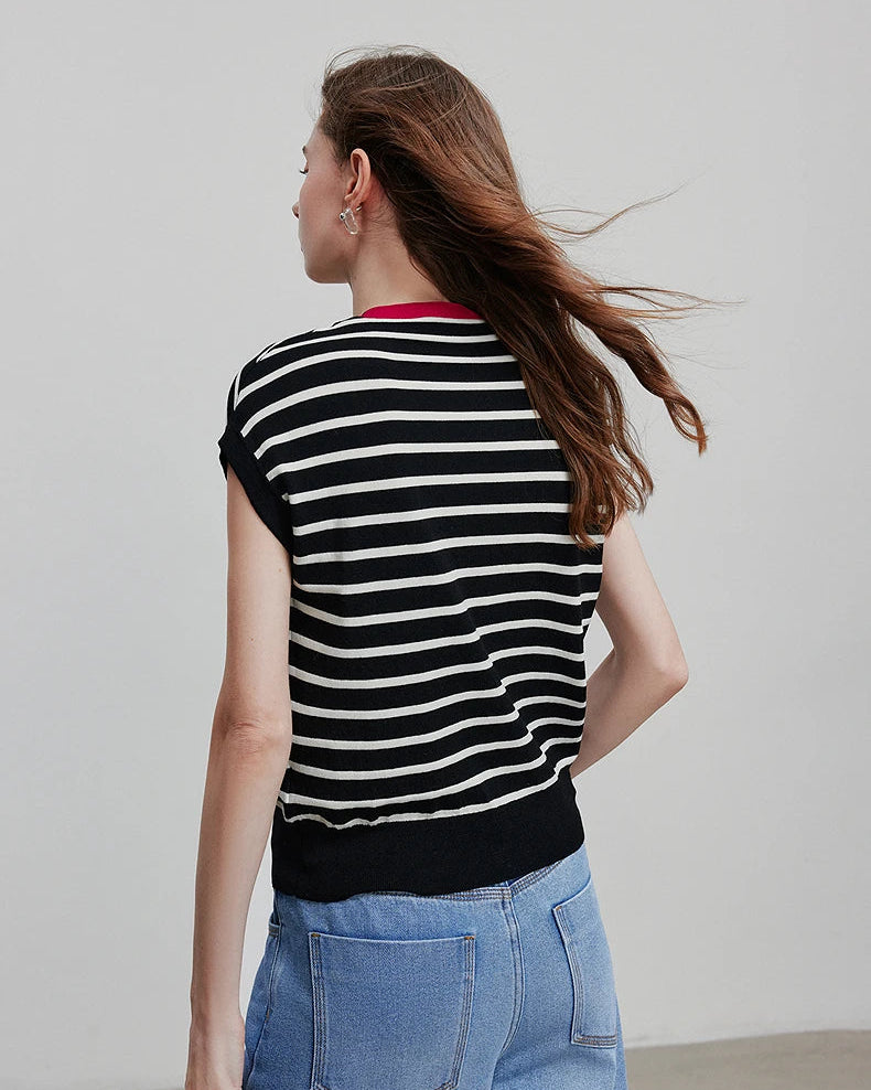 Striped Contrast V-Neck Knit Sleeveless Top