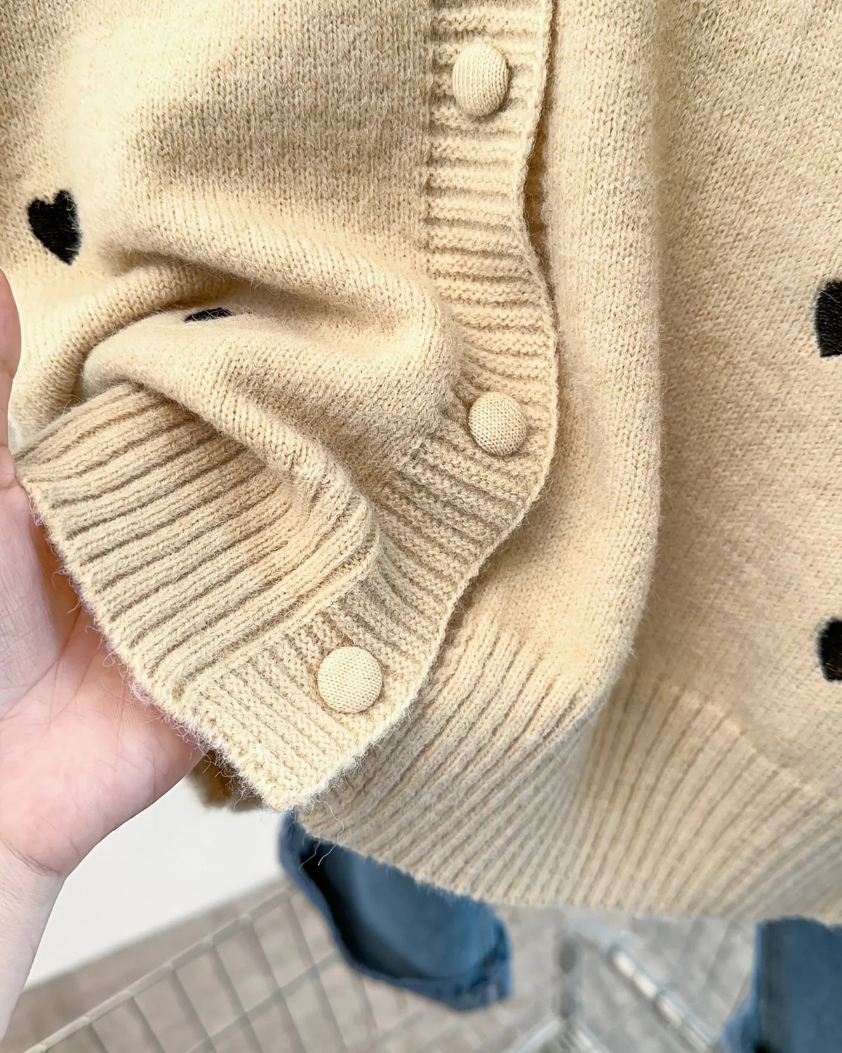 Heart Motif Crewneck Knit Cardigan