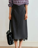 Elegant And Simple Straight-Cut Lace-Trimmed Dress