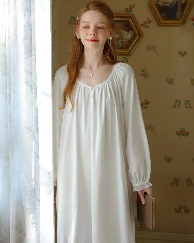 White / M