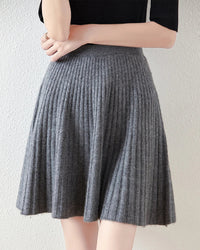 Wool Knitted Fashionable Solid-Color Short Skirt