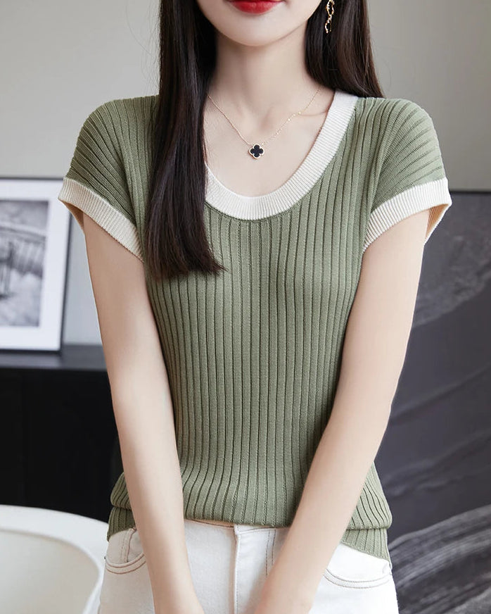 Round Neck Slim Fit Sleeveless Knit Top