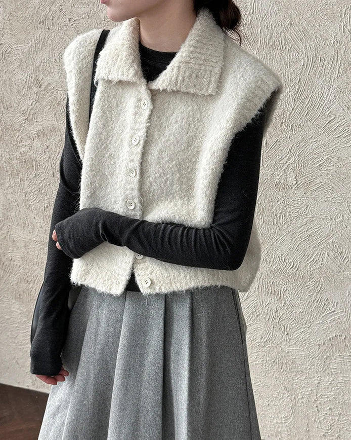 Turn Down Collar Knit Sleeveless Vest