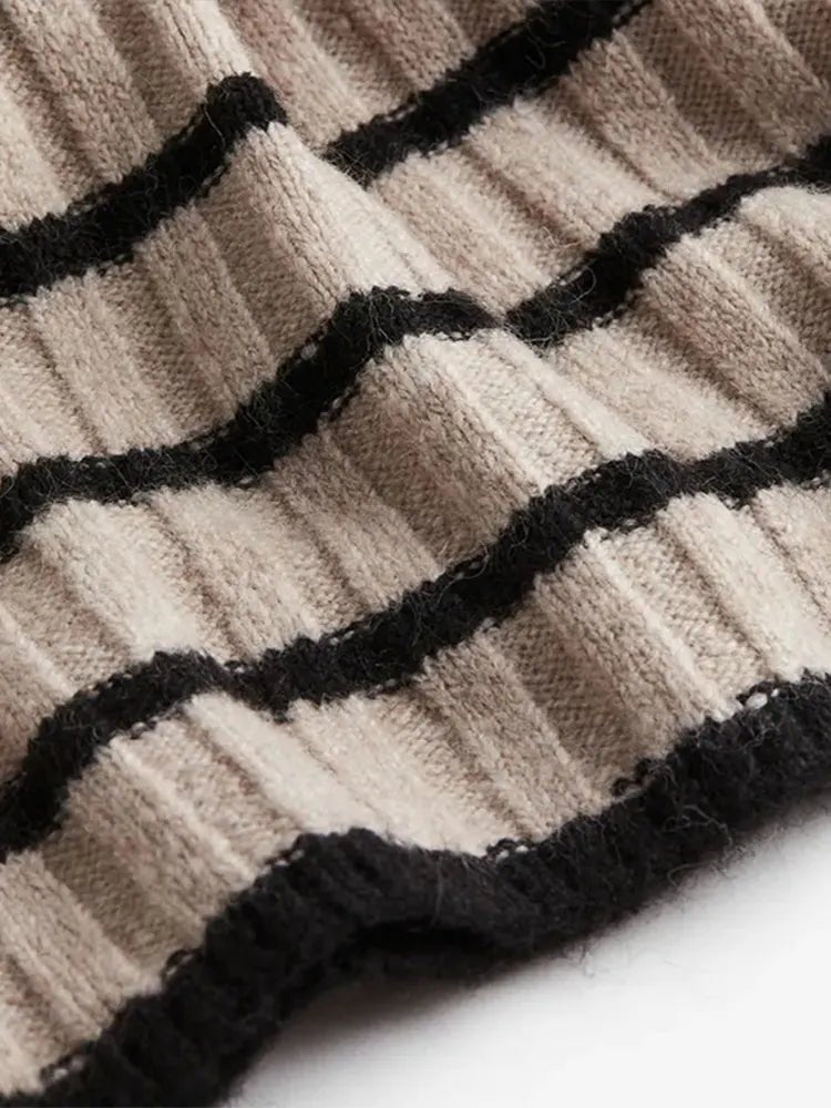 Chic Striped Rib-knit Pullover