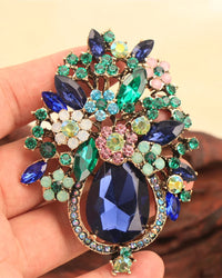 Exquisite Baroque Floral Design Brooch