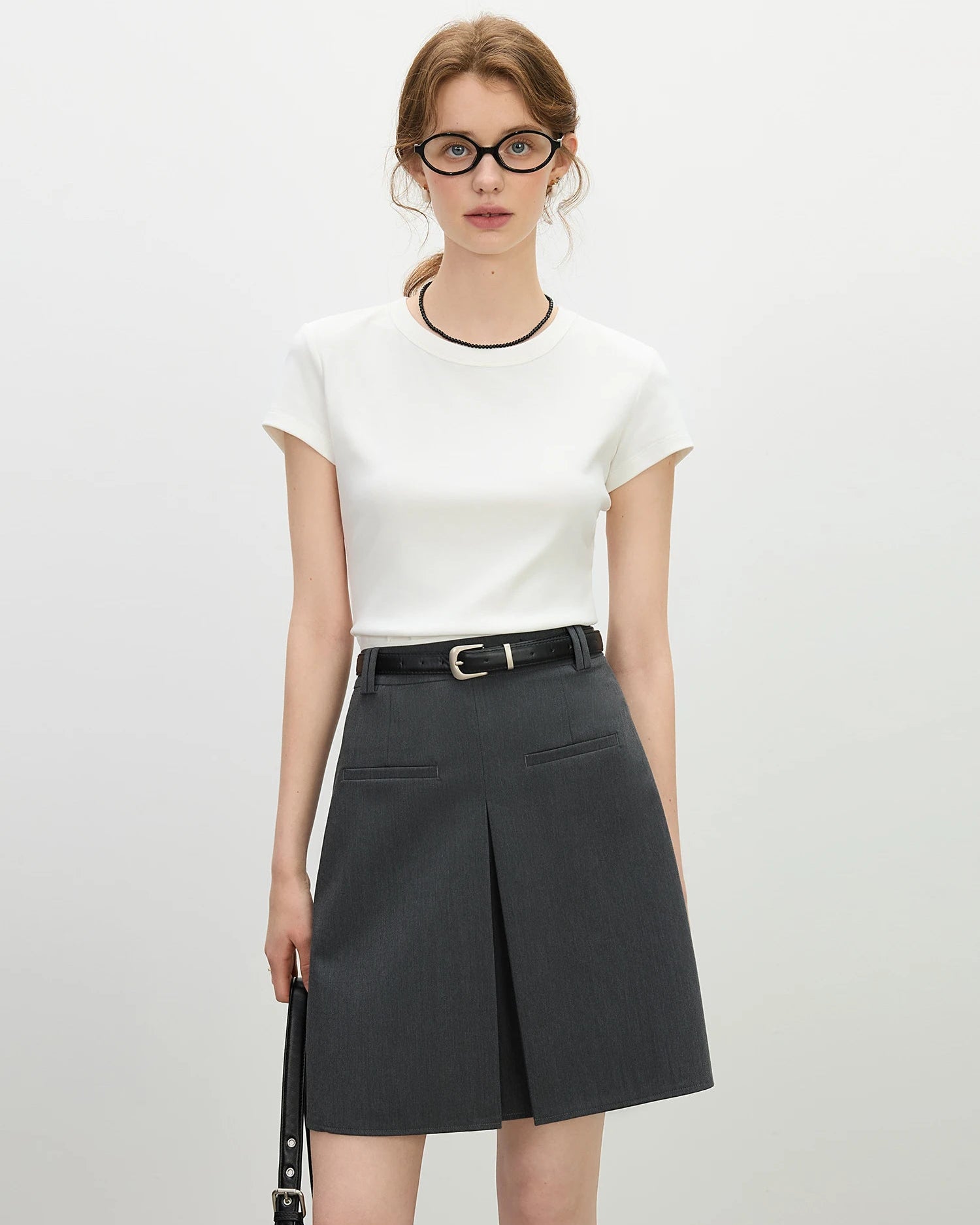 Straight-Cut Slim-Fit Crew Neck Short-Sleeved T-Shirt