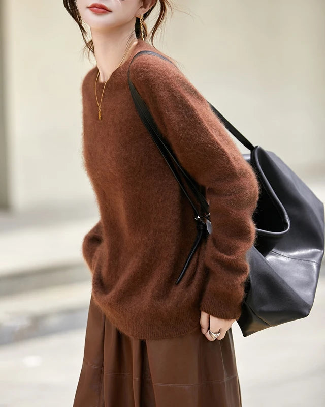 Loose-Fit Crewneck Pullover Sweater