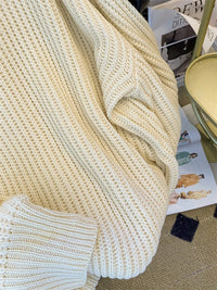 Round-Neck Oversized Knitted Pullover