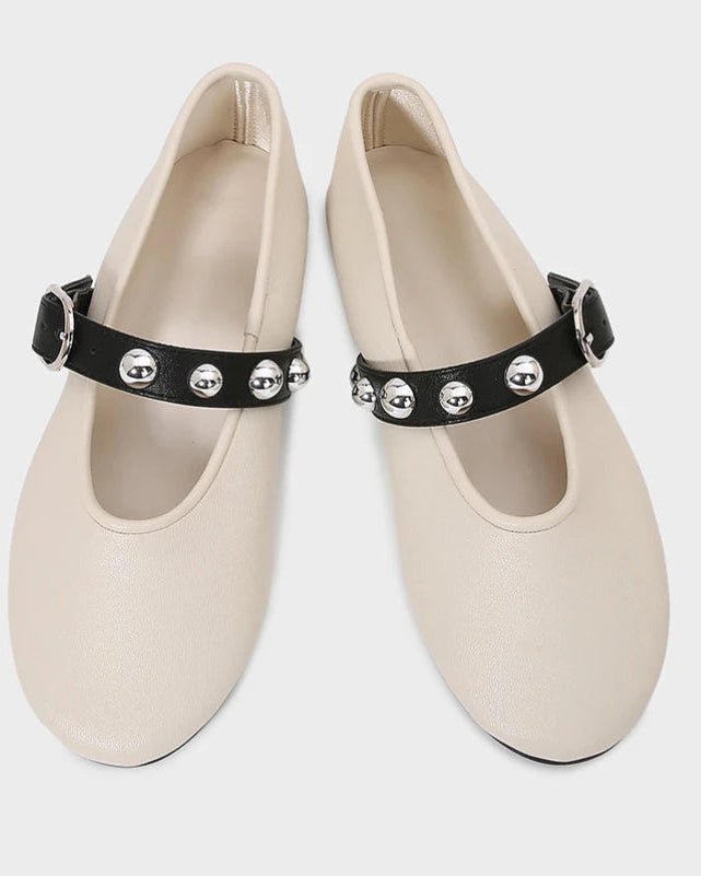 Soft Flat Shoes With Rivet Buckles