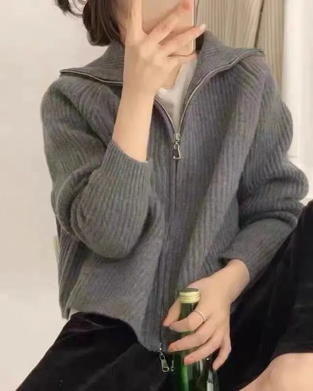 Gray / S