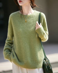 Loose-Fit Crewneck Pullover Sweater