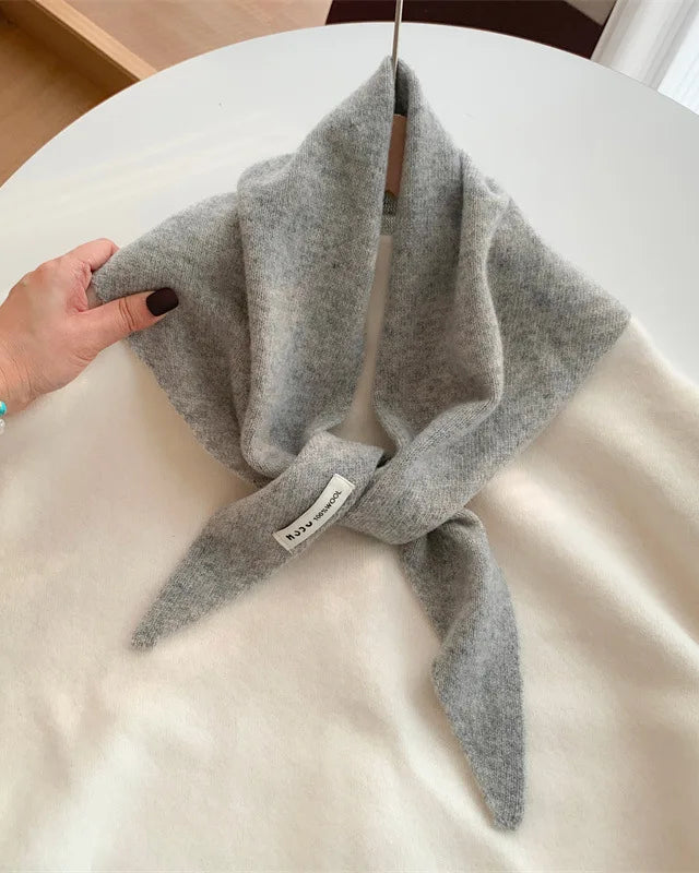 Women's Wool Knit Triangular Scarf
