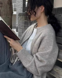 Relaxed Wool Zip Cardigan