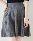 Wool Knitted Fashionable Solid-Color Short Skirt