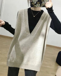 Relaxed V-Neck Knit Sweater Vest